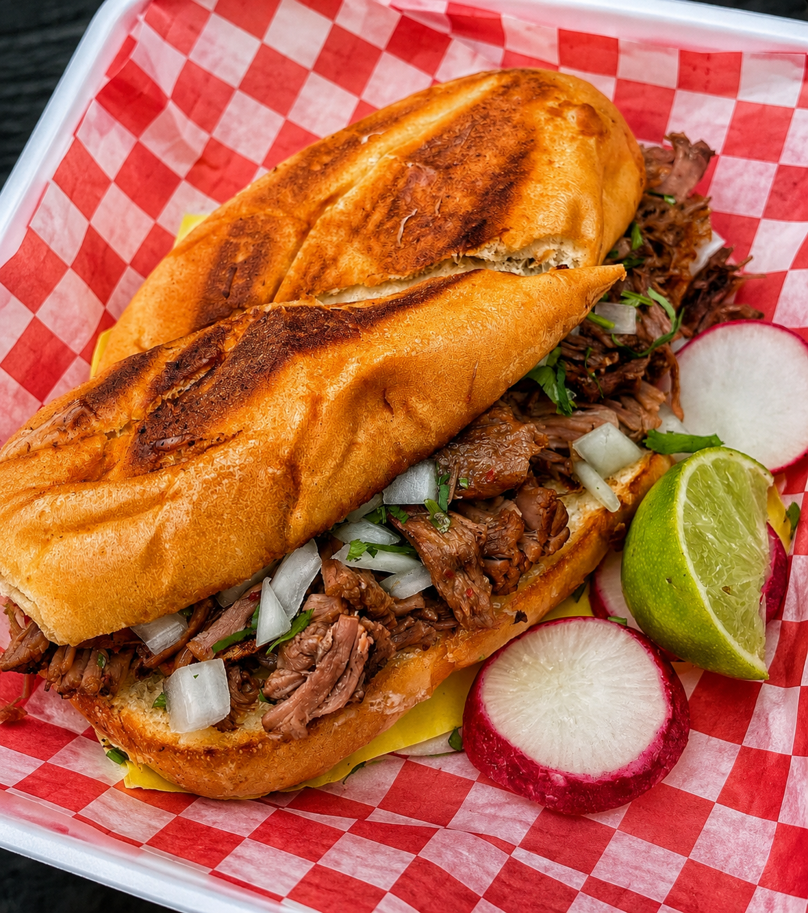 Birria torta